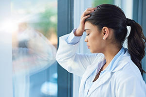physician experiencing burnout